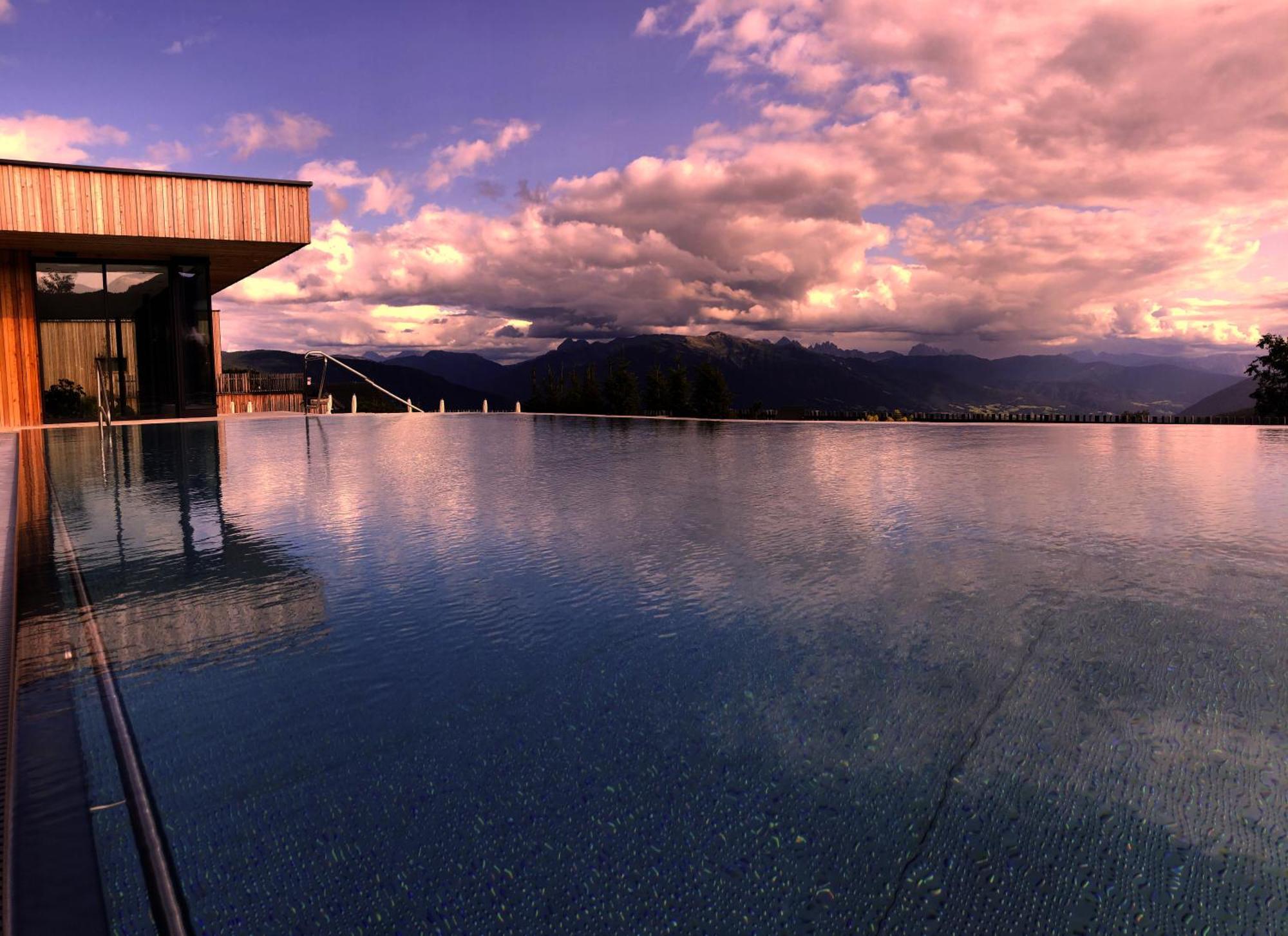 Tratterhof Mountain Sky Hotel マランツァ エクステリア 写真